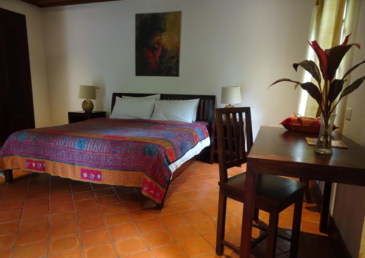 Villa Maydou Boutique Hotel Λουάνγκ Πραμπάνγκ Εξωτερικό φωτογραφία