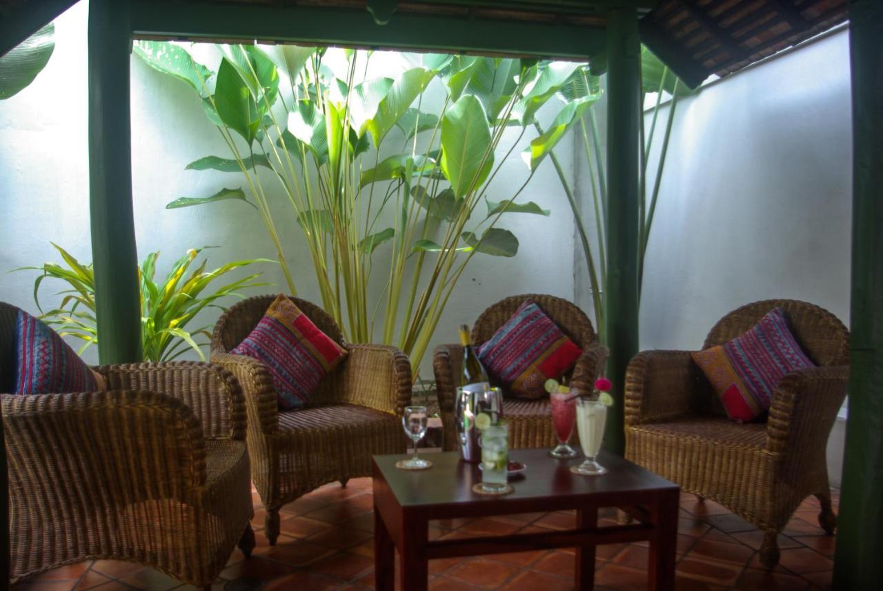 Villa Maydou Boutique Hotel Λουάνγκ Πραμπάνγκ Εξωτερικό φωτογραφία